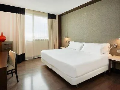 Hotel Nh 4*