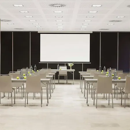 Nh Hotel 4*