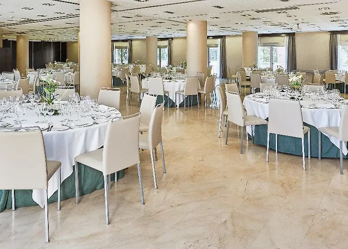 Ξενοδοχείο Nh 4*