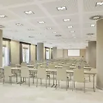 מלון Nh 4*