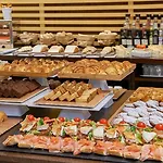 מלון Nh 4*